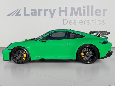 Used 2023 Porsche 911 GT3 RWD image 2