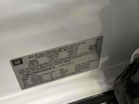 Certified 2023 Buick Envision Essence w/ Technology Package I image 18