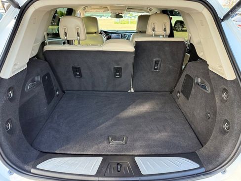 Used 2020 Buick Envision Essence FWD image 23