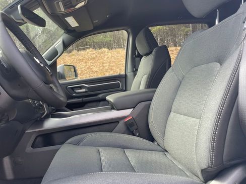 New 2026 RAM 1500 4x4 Crew Cab image 12