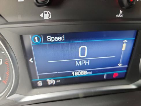 Used 2020 GMC Acadia SLE w/ Driver Convenience Package FWD image 20