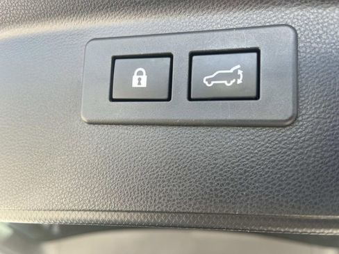 Used 2020 Subaru Forester Limited w/ Popular Package #3 image 24