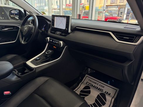 Used 2020 Toyota RAV4 Limited w/ Limited Grade Weather Package image 31