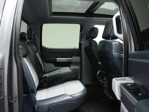 Used 2021 Ford F150 Limited image 15