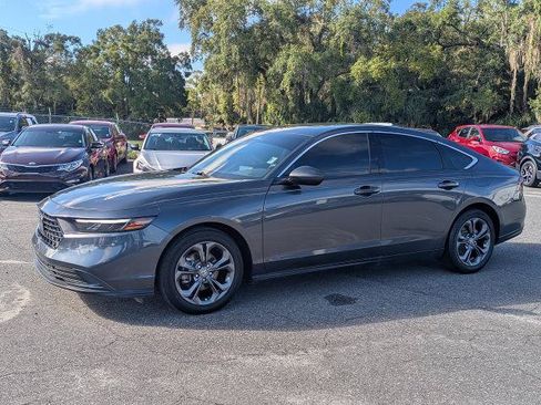 Used 2023 Honda Accord EX image 8