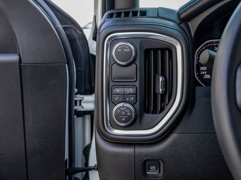 Used 2022 GMC Sierra 1500 Elevation w/ Driver Alert Package I image 21