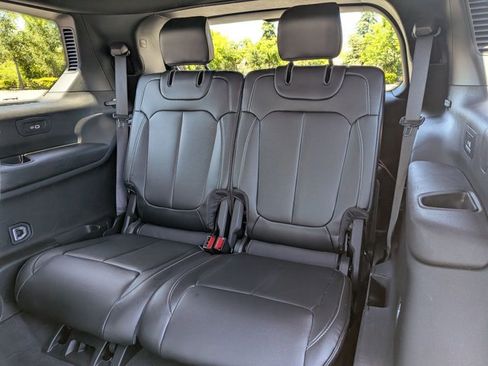 Used 2025 Jeep Grand Cherokee L Limited AWD/4WD image 19