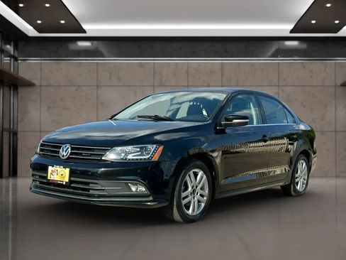 Used 2015 Volkswagen Jetta SE FWD image 4