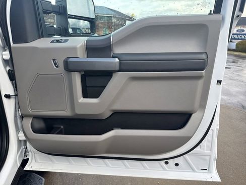 Used 2022 Ford F250 XLT image 45
