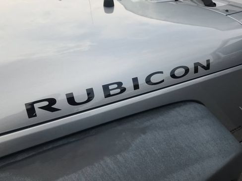 Used 2014 Jeep Wrangler Unlimited Rubicon w/ Connectivity Group AWD/4WD image 24