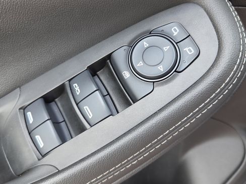 Used 2024 Buick Encore GX Sport Touring image 28