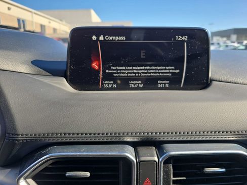 Used 2017 MAZDA CX-5 Touring image 25