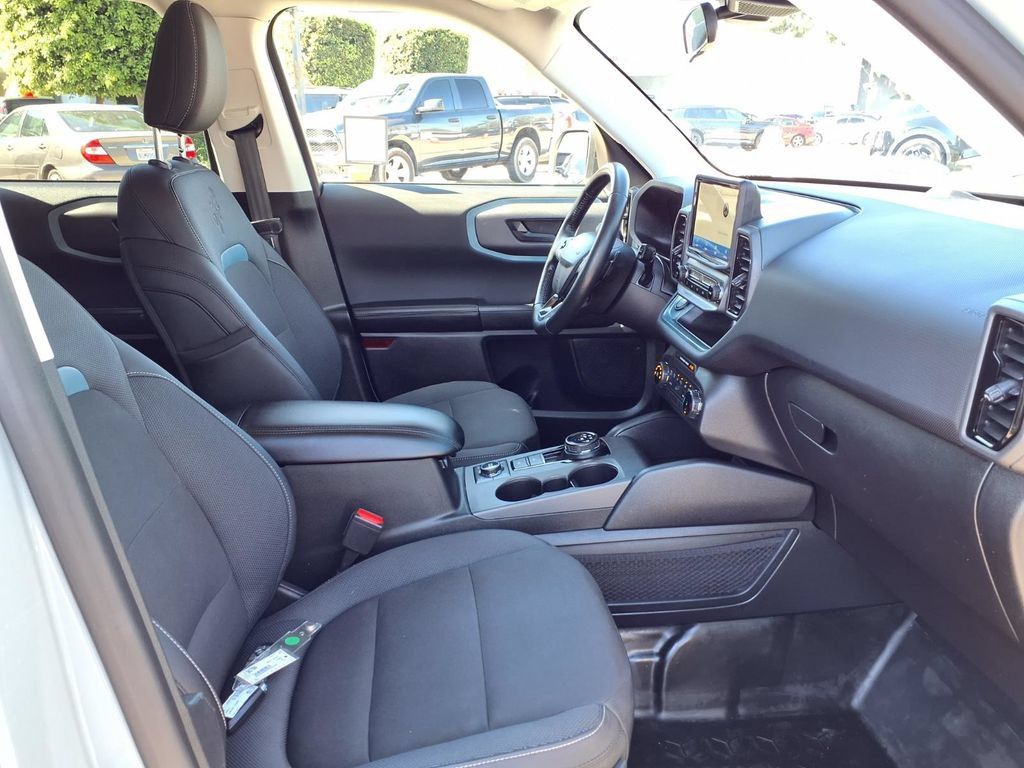 Used 2022 Ford Bronco Sport Badlands AWD/4WD image 8