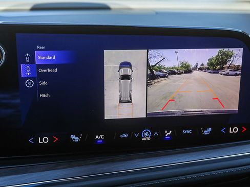 Used 2025 Chevrolet Tahoe Z71 image 21