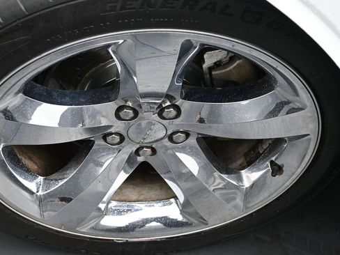 Used 2012 Dodge Challenger R/T image 17