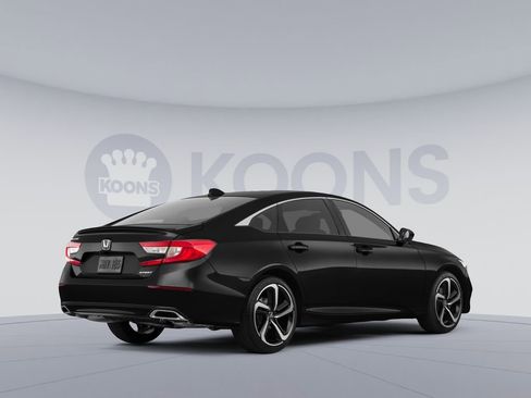 Used 2018 Honda Accord Sport image 4