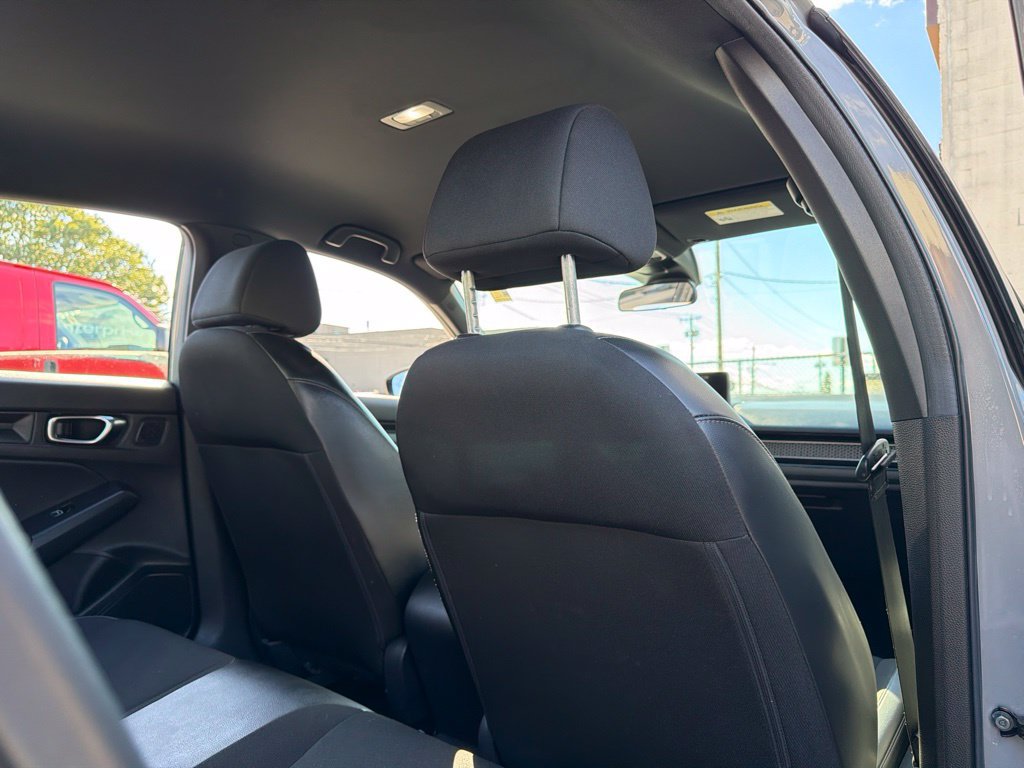 Used 2025 Honda Civic Sport image 13
