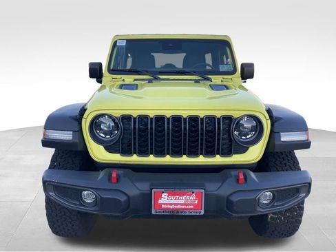 New 2024 Jeep Wrangler Unlimited Rubicon w/ Convenience Group image 9