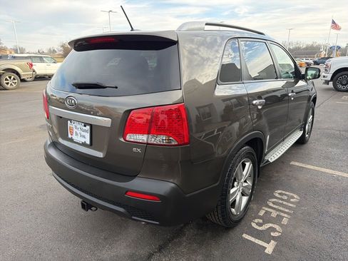 Used 2013 Kia Sorento EX w/ Premium Plus Pkg image 5