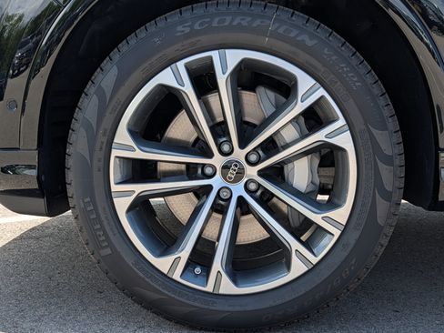 New 2026 Audi Q7 2.0T Premium AWD/4WD image 4