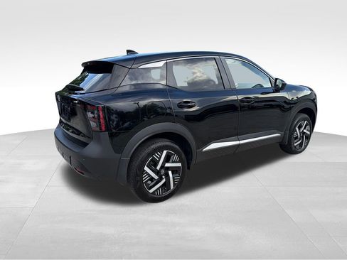 Used 2025 Nissan Kicks SV FWD image 7