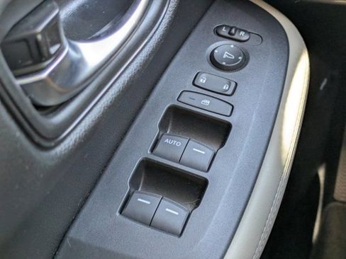 Used 2024 Honda HR-V LX image 20