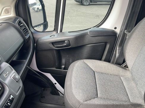 Used 2025 RAM ProMaster 1500 FWD image 31