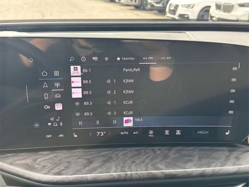 Certified 2025 Audi Q5 2.0T Premium Plus w/ Premium Plus image 16