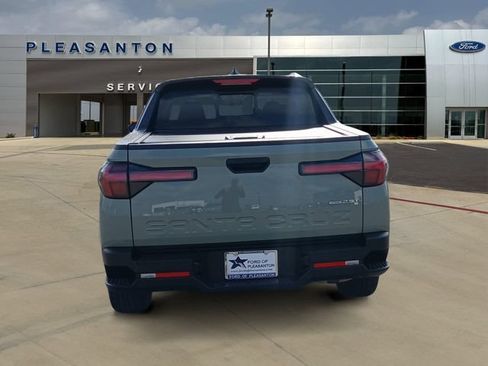 Used 2022 Hyundai Santa Cruz SEL Premium AWD/4WD image 4