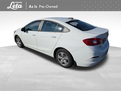 Used 2017 Chevrolet Cruze LS image 7