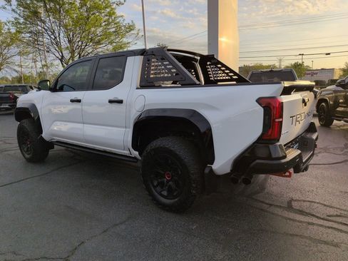 Used 2025 Toyota Tacoma TRD Pro image 3