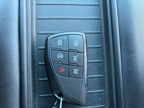 Used 2023 Chevrolet Tahoe High Country AWD/4WD image 43