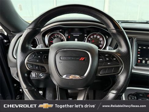 Used 2022 Dodge Challenger GT image 13