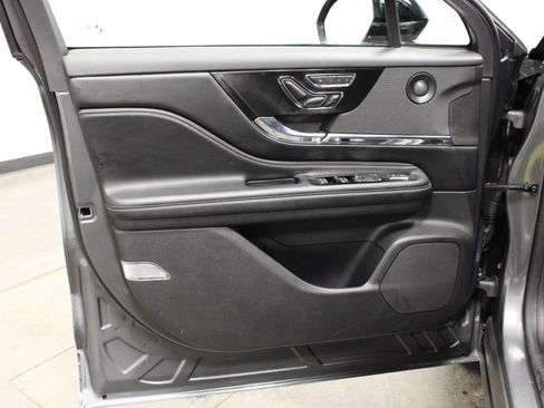 Used 2023 Lincoln Corsair Grand Touring image 20