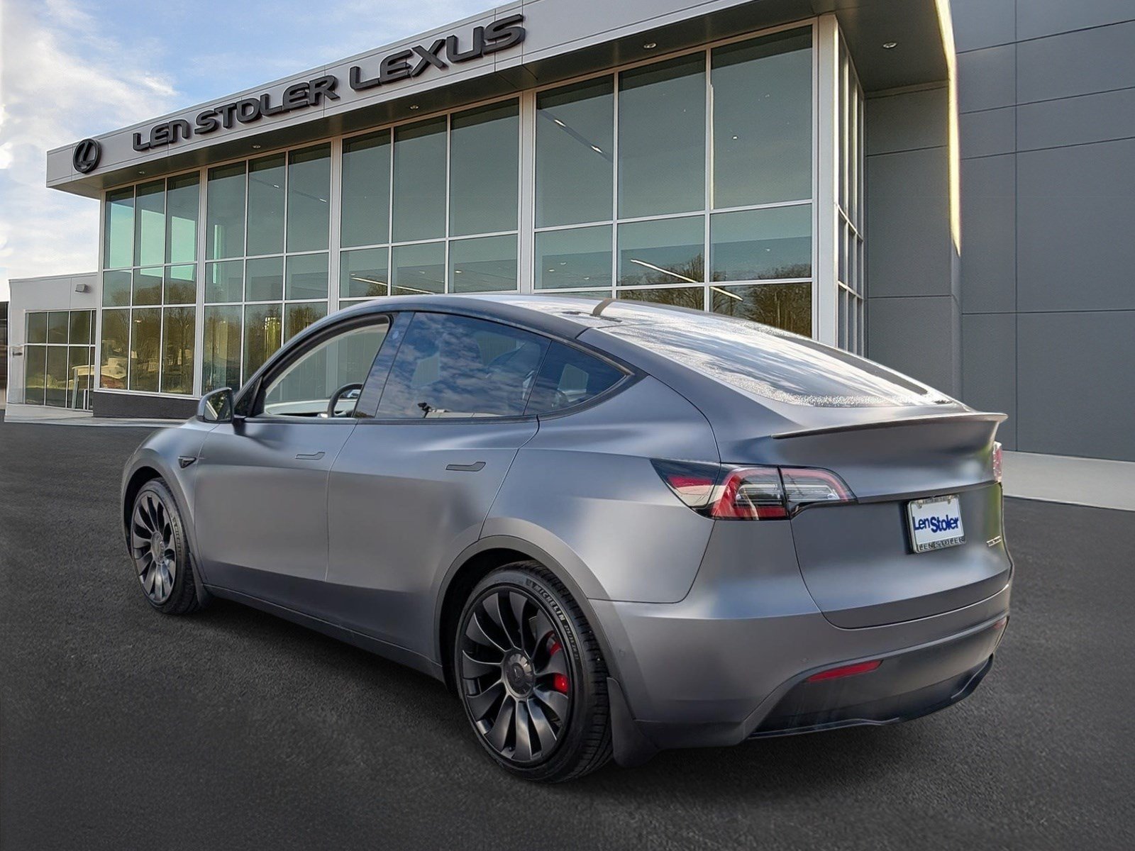 Used 2022 Tesla Model Y Performance AWD/4WD image 5