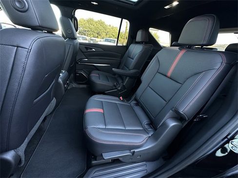 New 2026 Chevrolet Traverse RS image 21