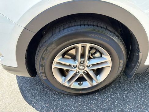 Used 2018 Hyundai Santa Fe Sport FWD image 9