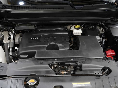 Used 2019 Nissan Pathfinder SL AWD/4WD image 30