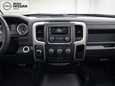 Used 2017 RAM 1500 Tradesman w/ Power & Remote Entry Group RWD image 9