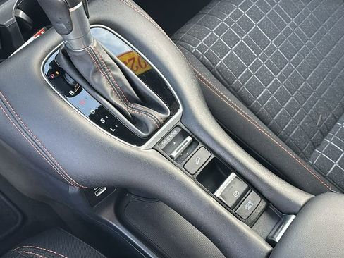 Used 2023 Honda HR-V Sport image 21