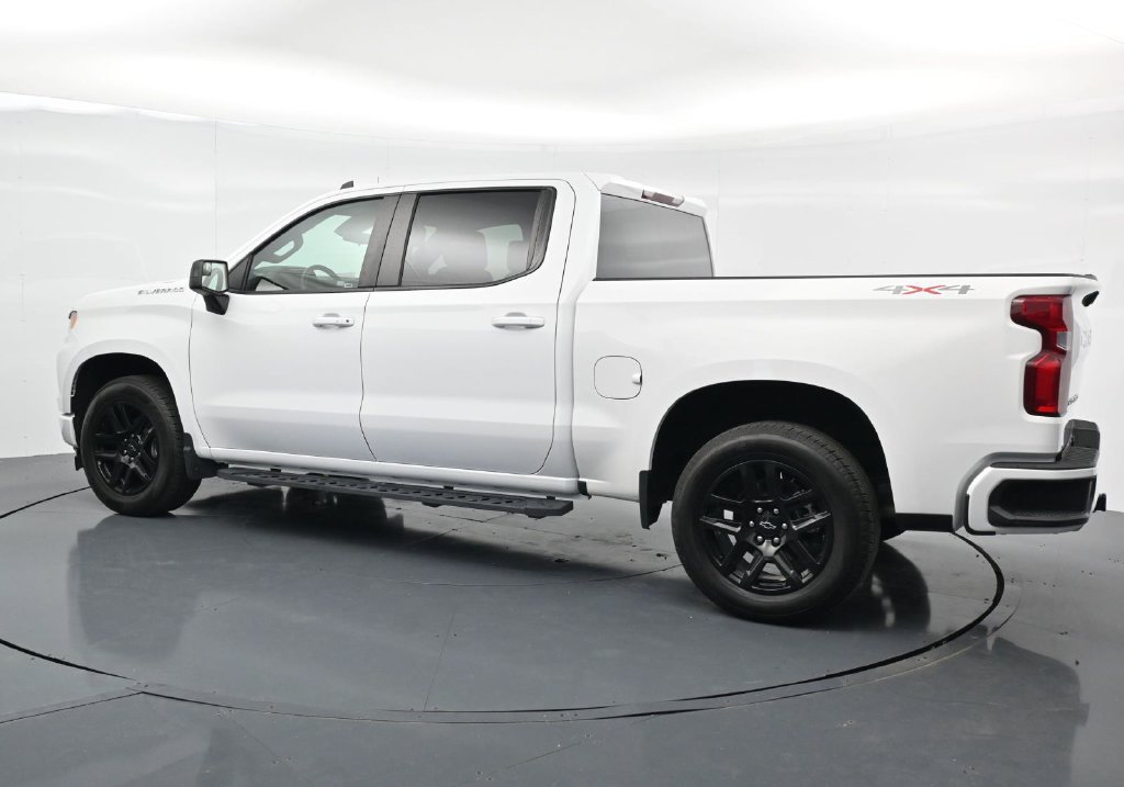 Used 2025 Chevrolet Silverado 1500 RST w/ LPO, Liner Protection Package AWD/4WD image 5