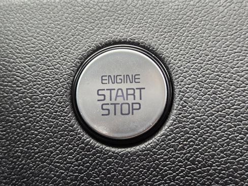 Certified 2023 Kia Sorento SX image 23