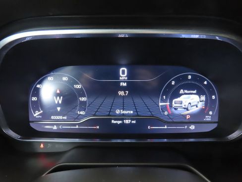 Used 2023 GMC Yukon XL AT4 w/ AT4 Premium Plus Package image 36