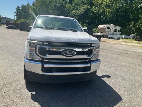 Used 2021 Ford F250 XL w/ STX Appearance Package AWD/4WD image 2