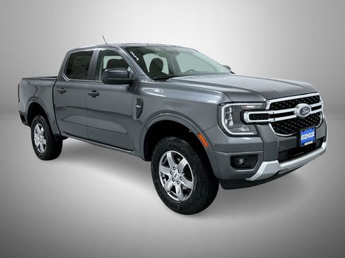 New 2025 Ford Ranger XLT w/ Chrome Accent Package image 3