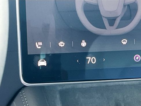 Used 2025 Tesla Model 3 Long Range RWD image 19