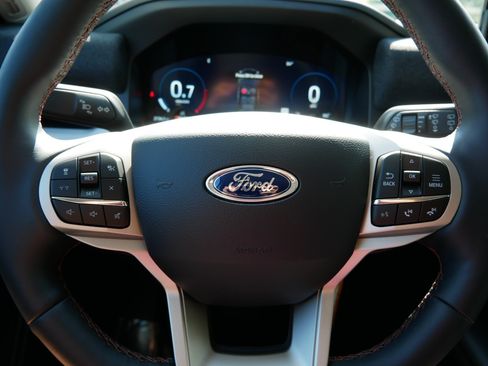 Used 2026 Ford Explorer Active w/ Active Comfort Package AWD/4WD image 25