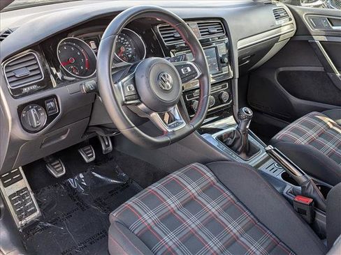 Used 2020 Volkswagen GTI S image 10