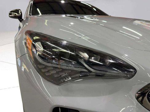 Used 2019 Kia Stinger GT1 image 16