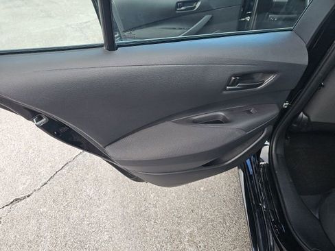 Used 2024 Toyota Corolla LE image 31